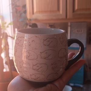 EUC Leah Goren Cat Study Mug